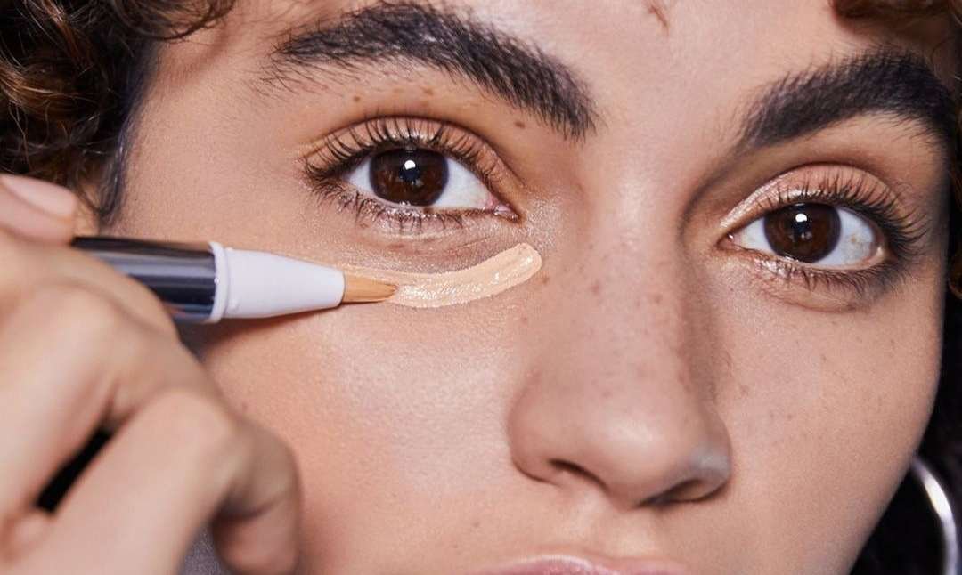 Aprende a hacer un maquillaje para ojos pequeños| L'Oréal Paris